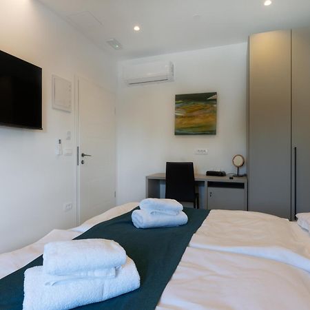 PUY Sonia Rooms מראה חיצוני תמונה