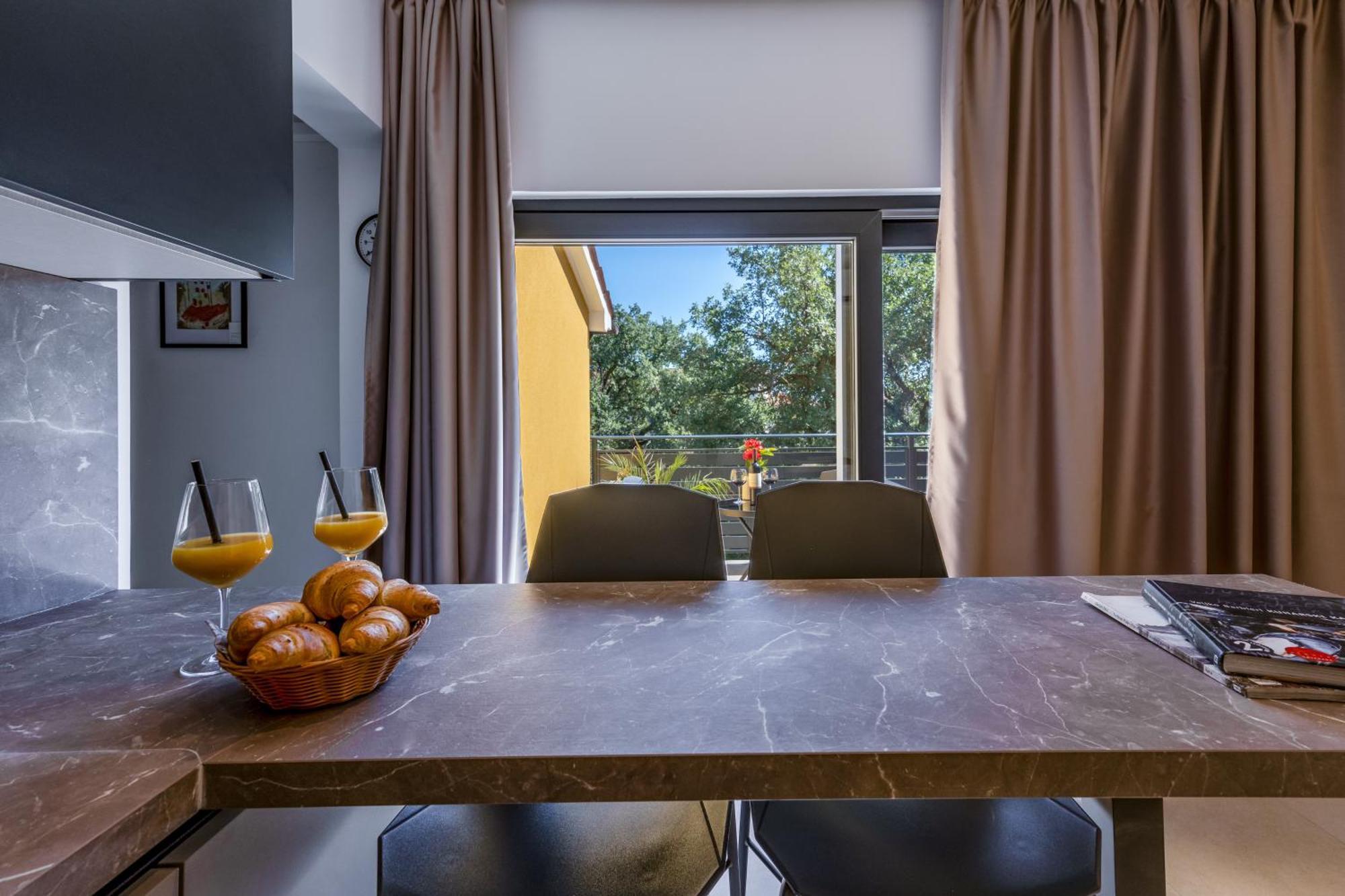 PUY Sonia Rooms מראה חיצוני תמונה