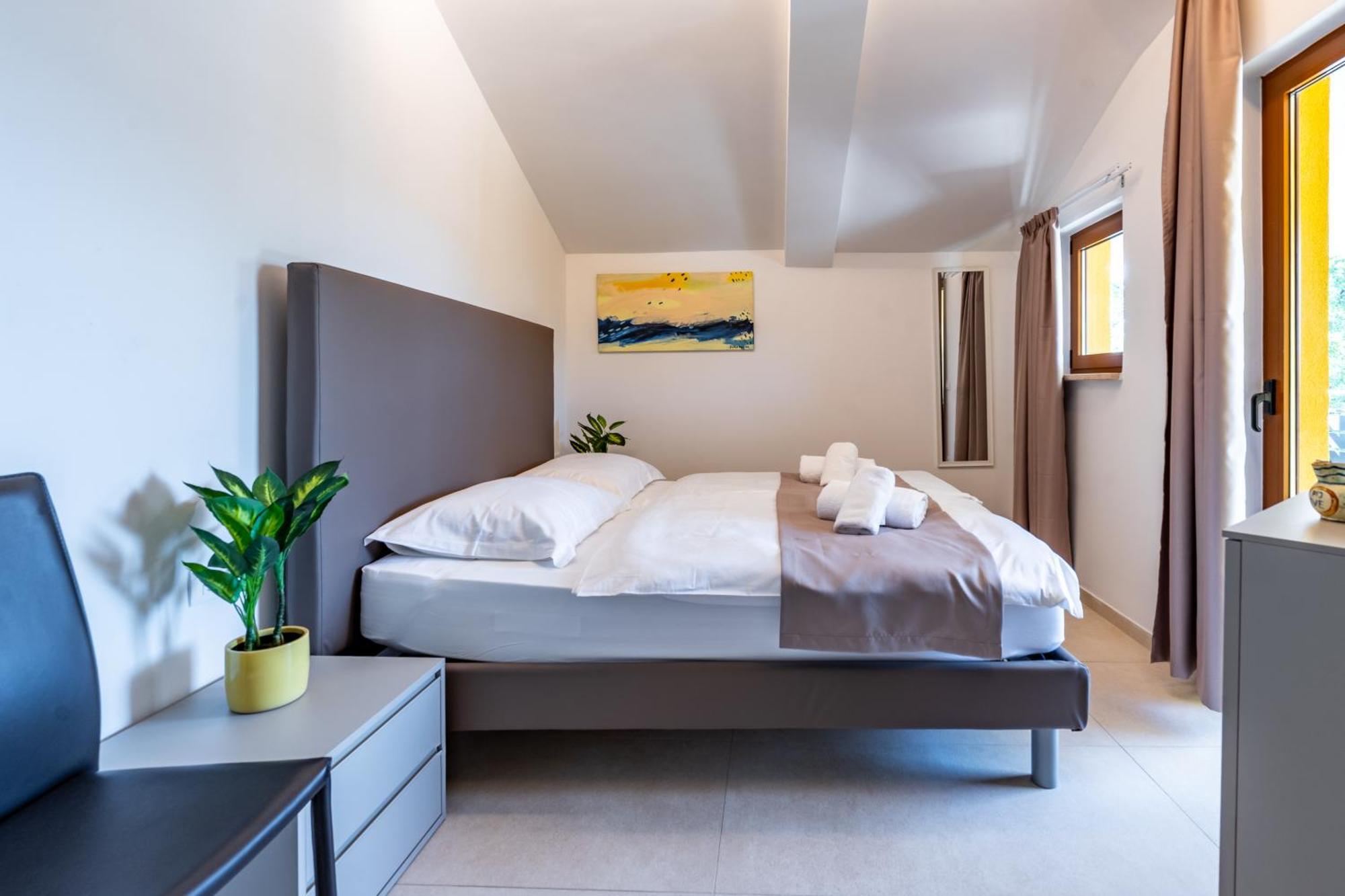 PUY Sonia Rooms מראה חיצוני תמונה