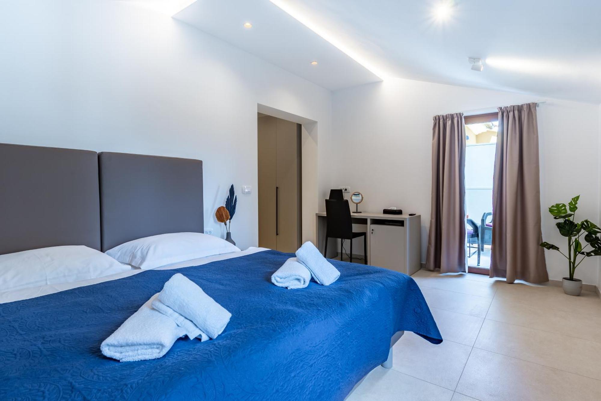 PUY Sonia Rooms מראה חיצוני תמונה