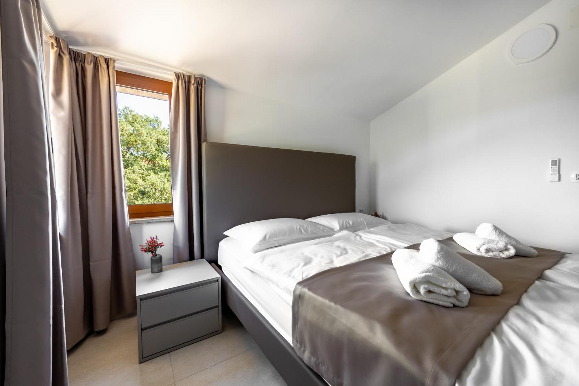 PUY Sonia Rooms מראה חיצוני תמונה